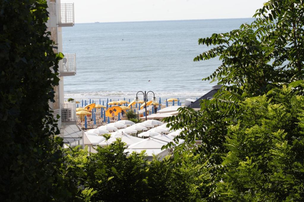 Hotel Venezia E La Villetta Lido di Jesolo Exterior foto